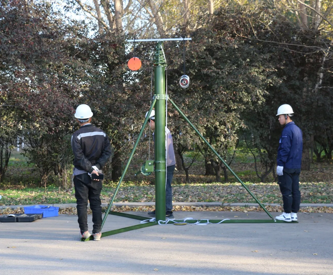 Heavy-Duty Adjustable Telescopic Mast with Custom Logo