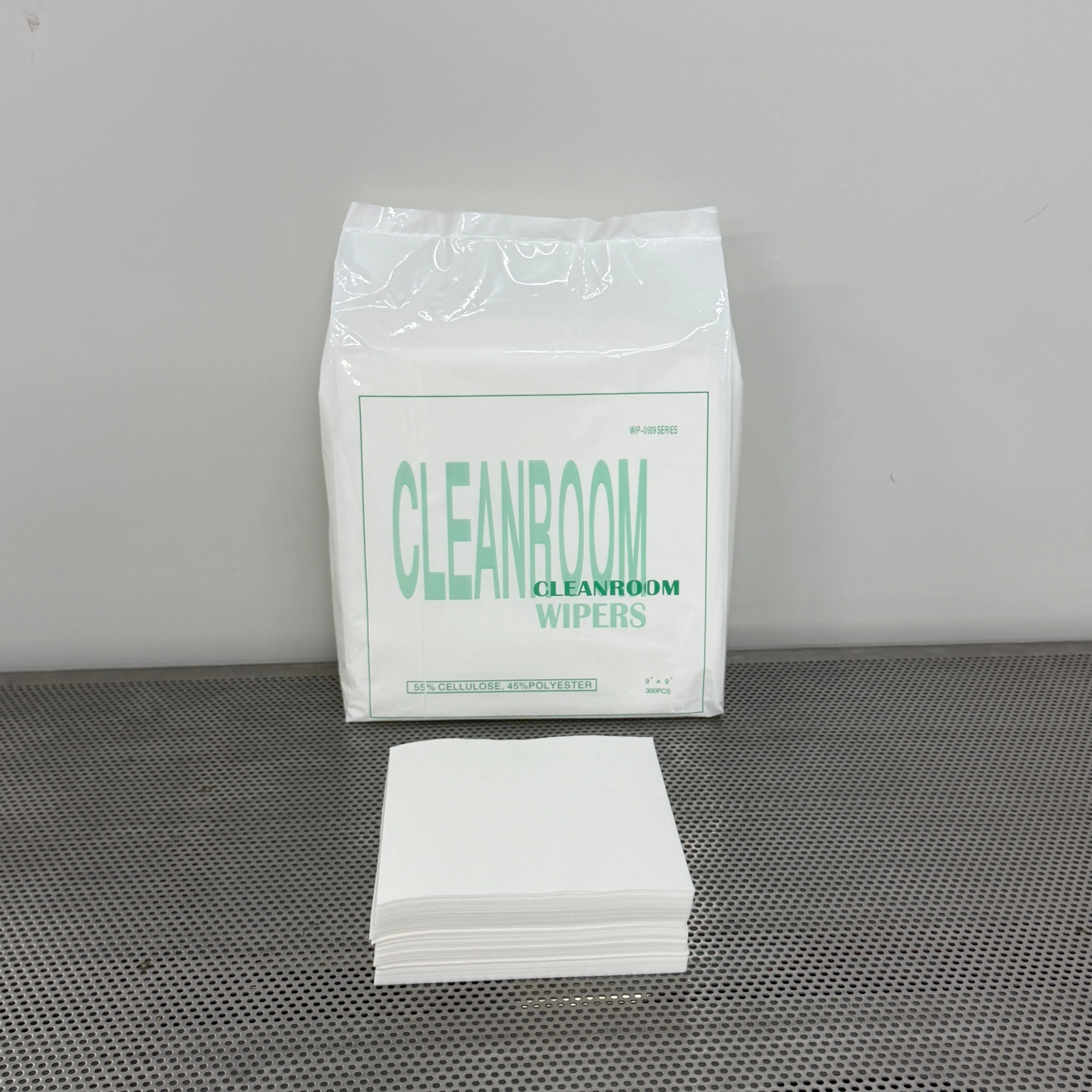 Soft Cleanroom Non Woven Cold Cutting Absorbent Wipes for Maximum Oil Absorption Efficiency