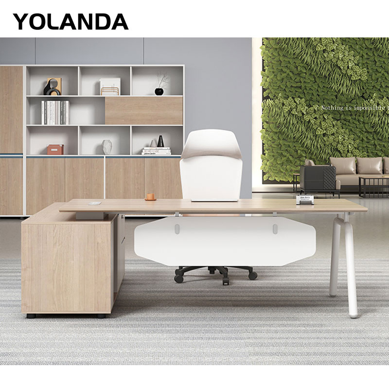 Yolanda 1.6 Meter Small Size Office Desk Furniture Design for Staff Table