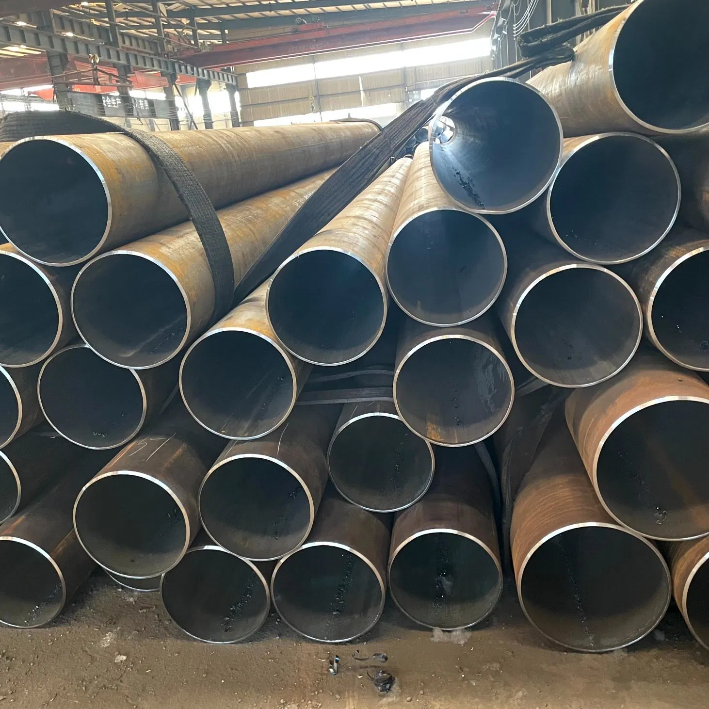 High-Quality Stainless Steel Alloy Pipe, Excellent Heat Resistance, Super Toughness, Bright Electroplated Appearance, 4-Inch Diameter, 10-Foot Length