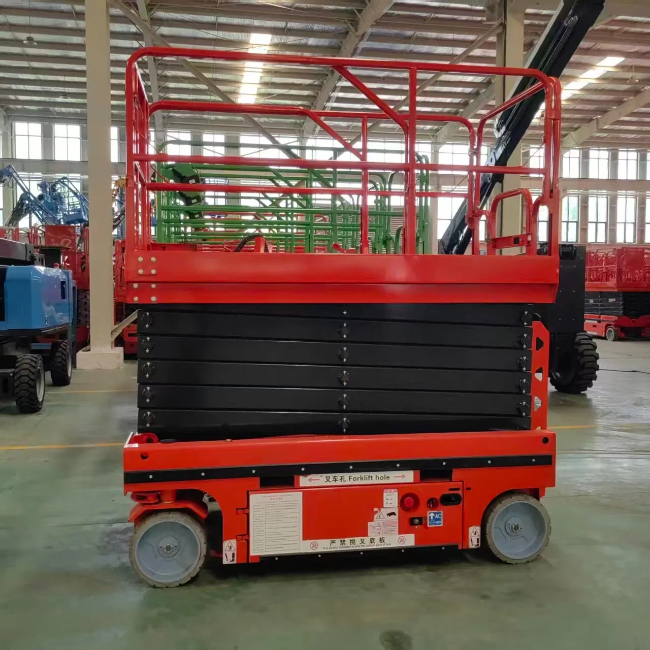 Mini 6 Meters Self Propelled Automatic Scissor Lift Platform for Narrow Place 0.85 Meters Width Aerial Work