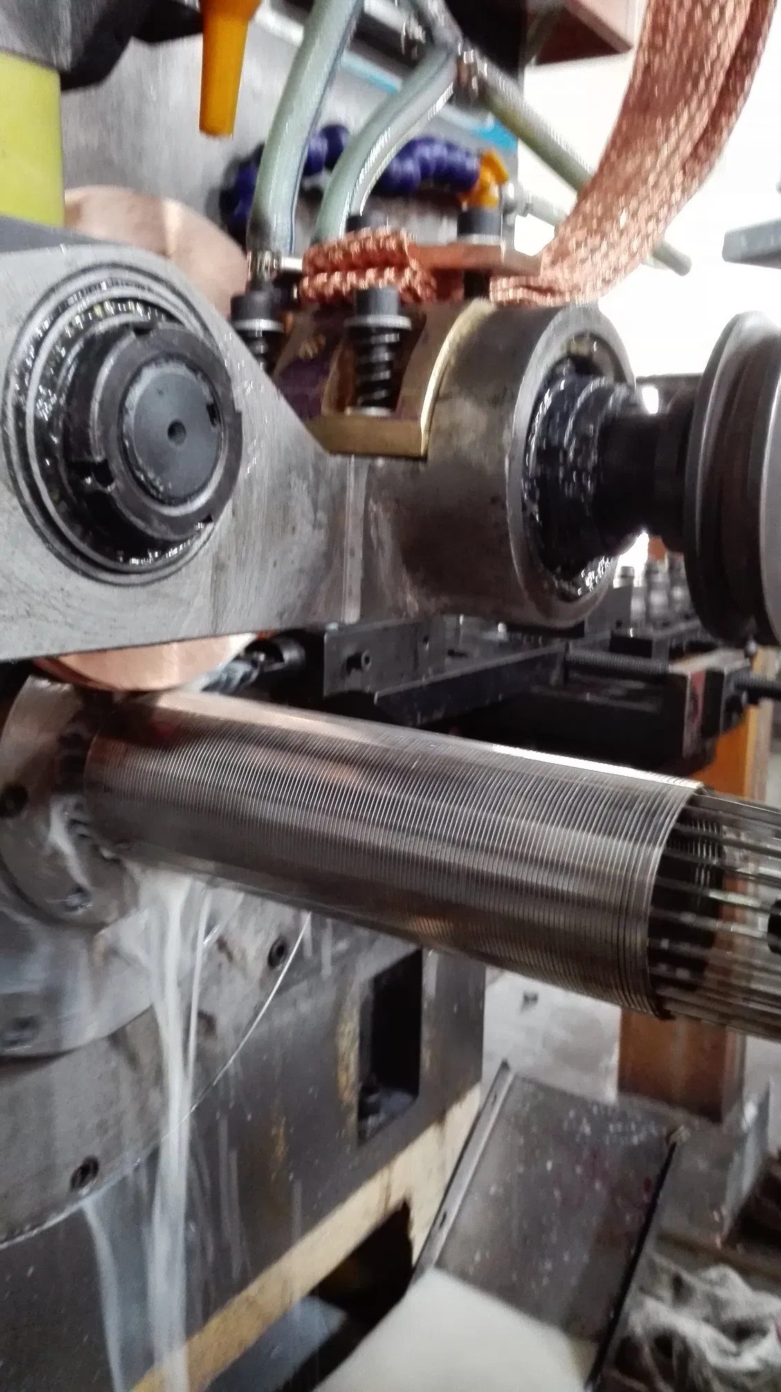 Machine à souder les écrans à fil wedge avec fil profilé élevé pour la filtration