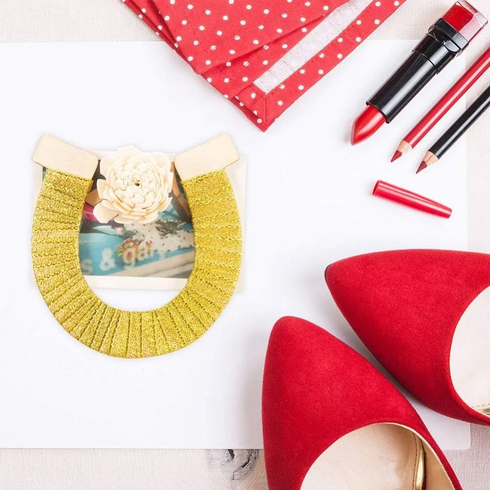 Horseshoe Shaped Wooden Slices for Painting and DIY Crafts