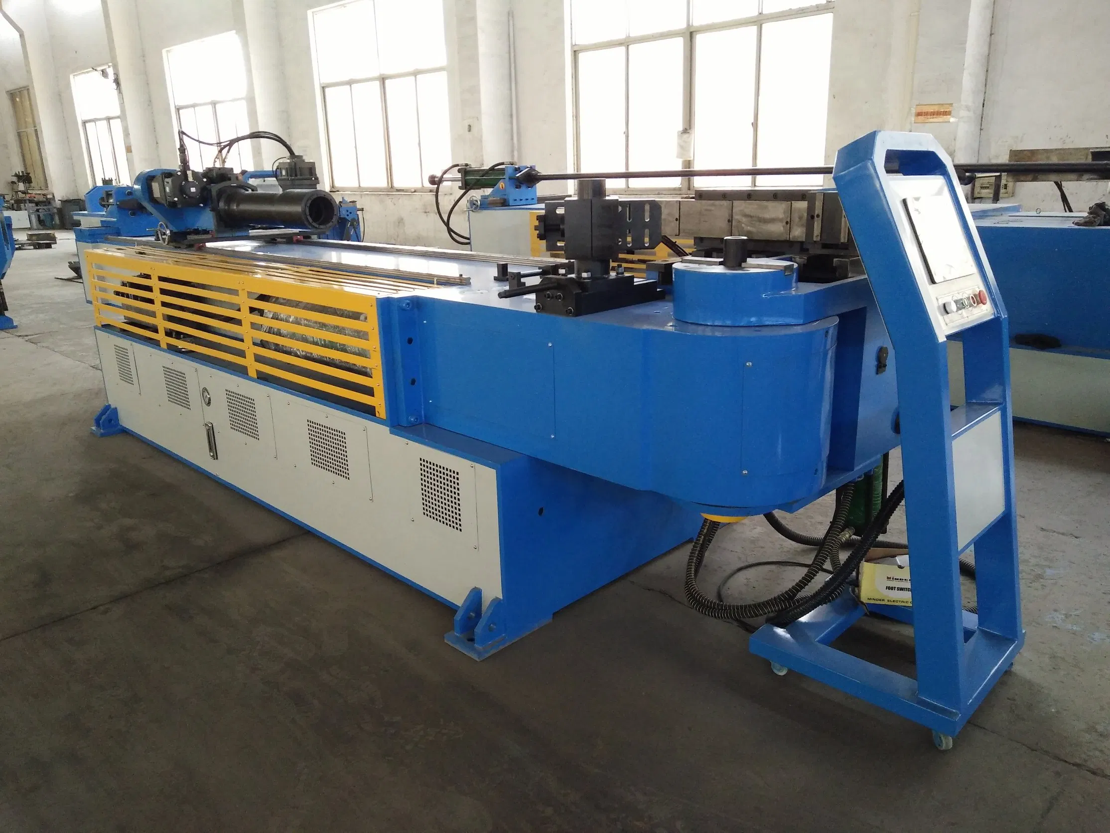 Curvatubi CNC (GM-SB-89CNC)