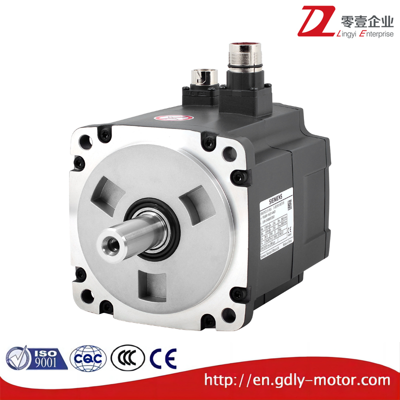 Motore servo Simotics S-1FL6 compatibile con convertitori Sinamics V70 e V90