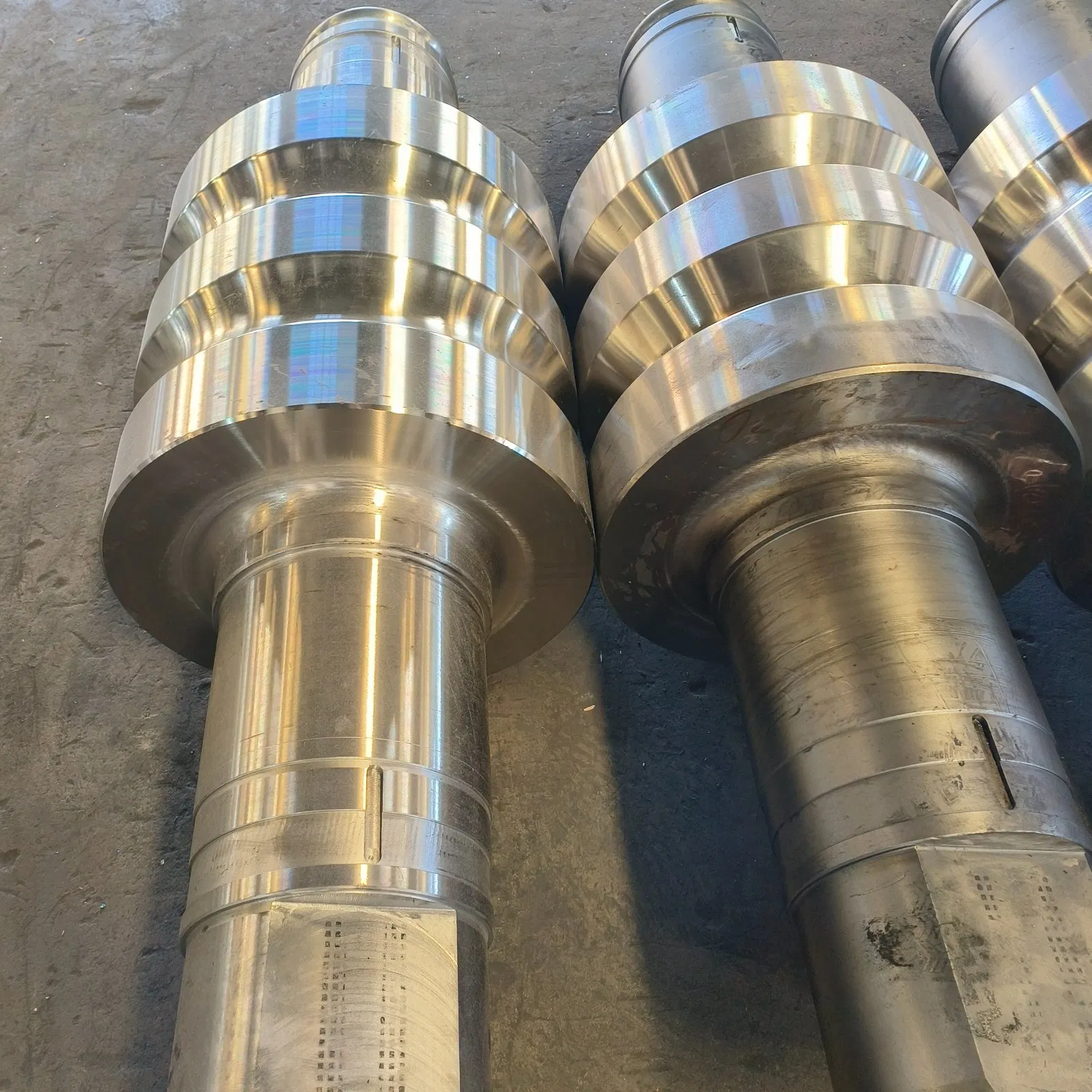 High-Wear-Resistance High Manganese Low Alloy HSS Rolls for Rolling Mills