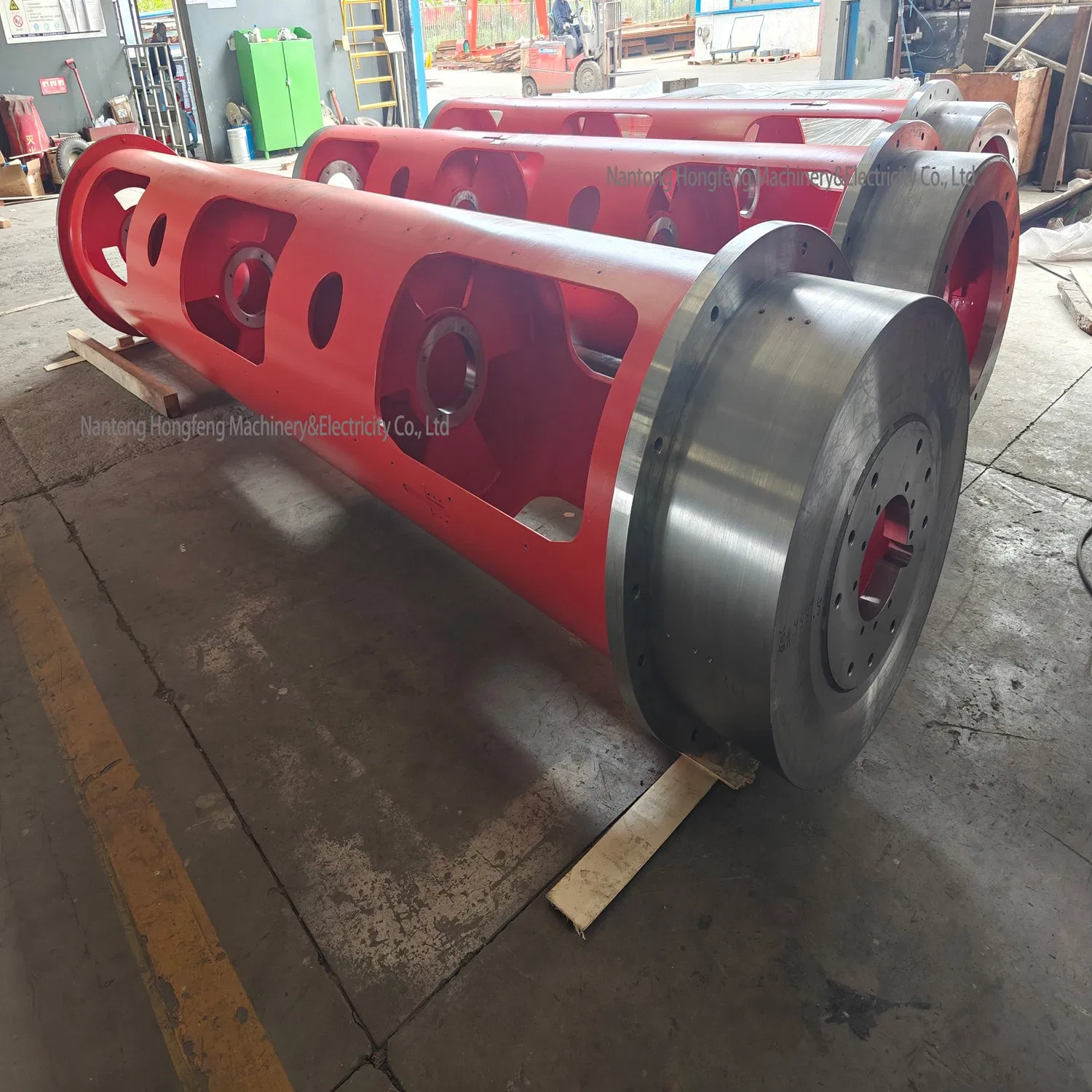 Servizio personalizzato di piegatura, saldatura e assemblaggio di tubi metallici di precisione