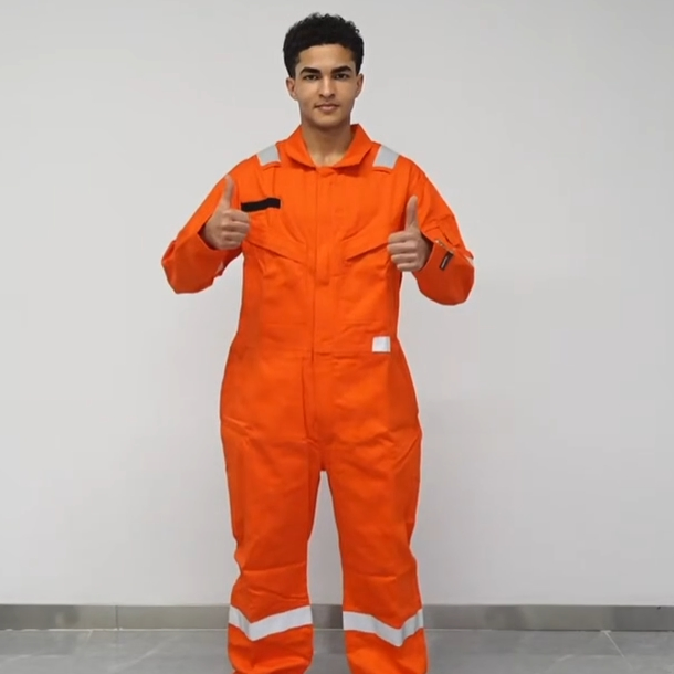 300GSM High Quality Cotton Safety Coverall for Fabrication