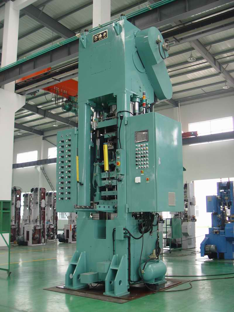 200 Ton Powder Forming Press
